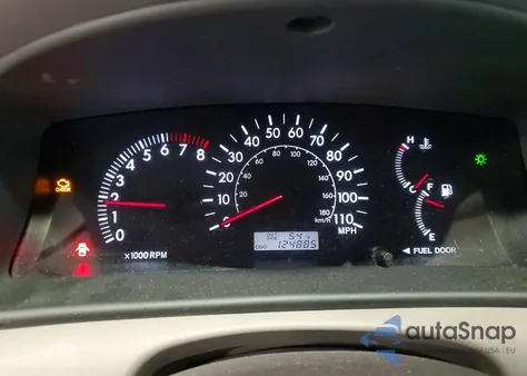 2005 Toyota Corolla Ce z USA, uszkodzony, nr VIN JTDBR32E152063743